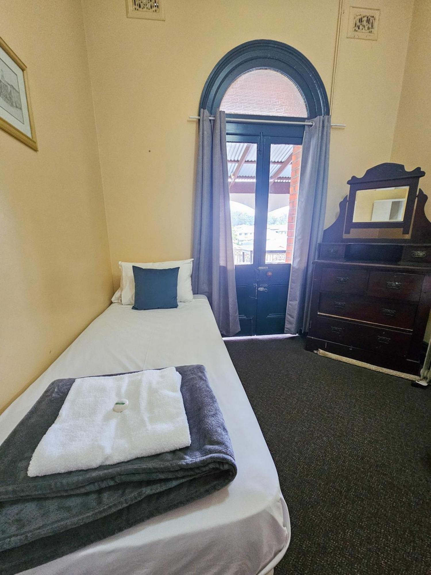 Bellbird Hotel Cessnock Exterior foto